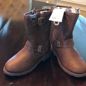 Girls brown tall boots